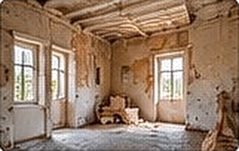 Sanierungsbedürftiger Innenraum